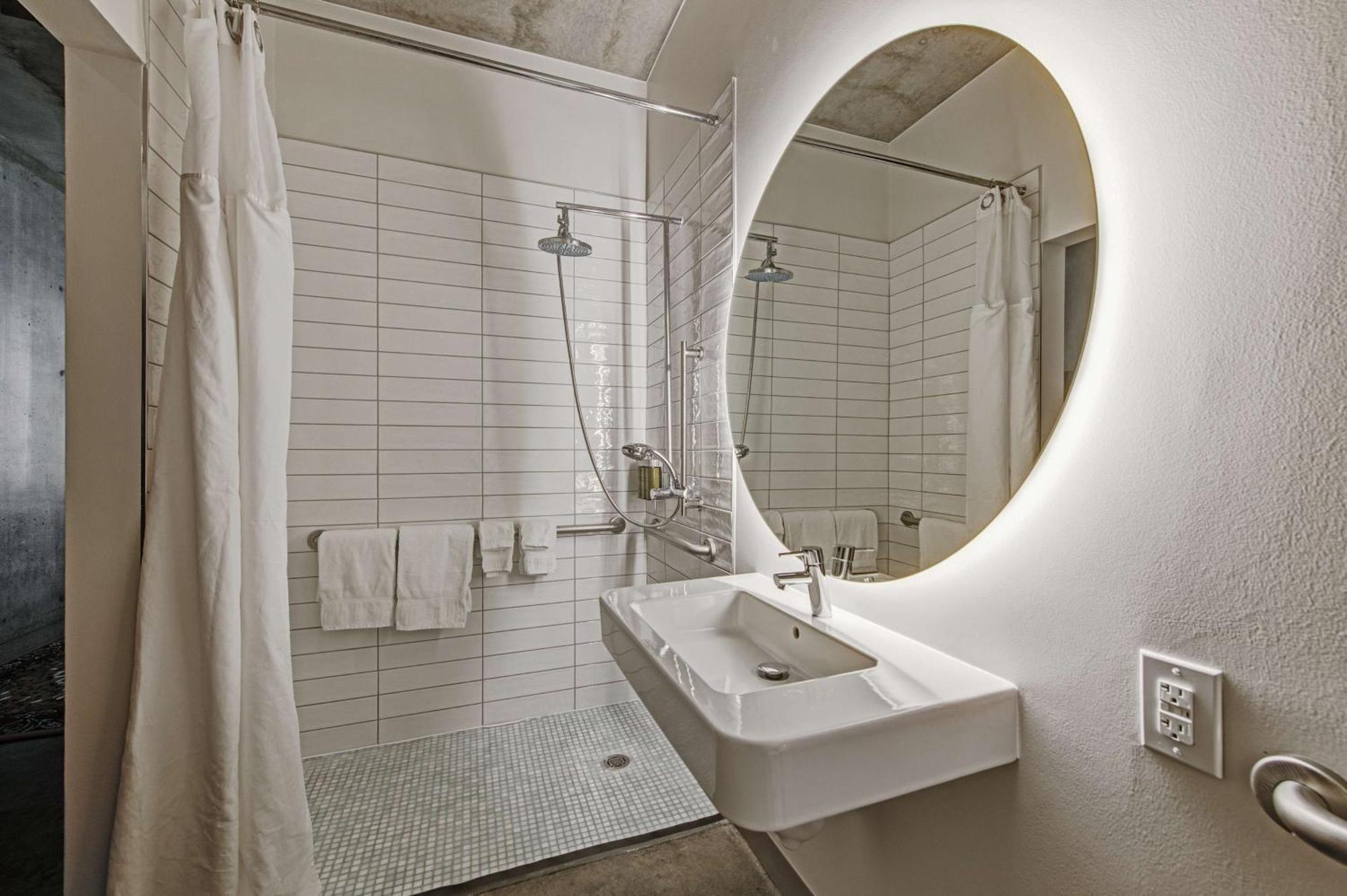 Nylo Dallas Plano Hotel, Tapestry Collection By Hilton Luaran gambar